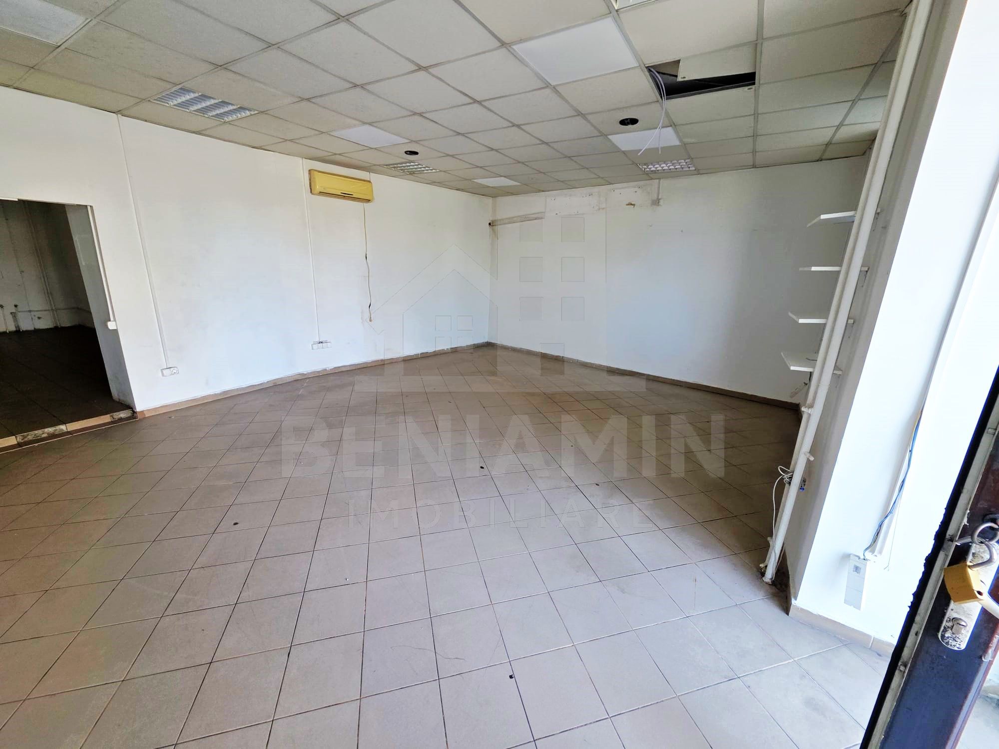 Spatiu Comercial-90mp-Parter-Calea Bucuresti-Disponibil Imediat — fotografia 3