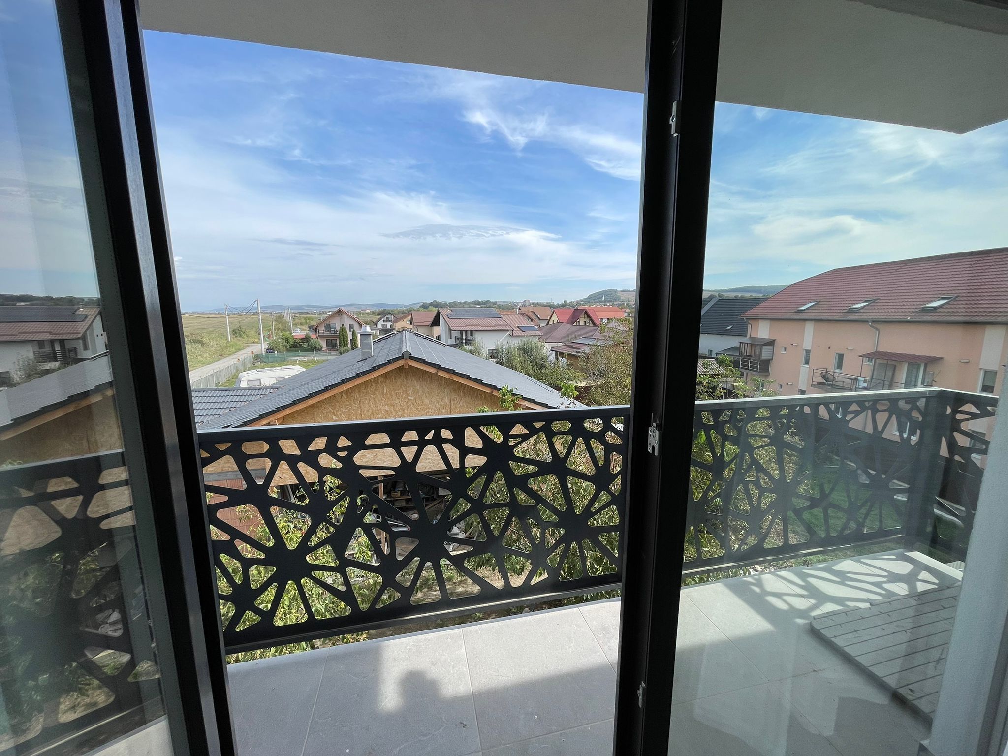 Apartament 4 camere,2băi,bloc NOU,1 parcare,zona 7 Noiembrie — fotografia 7