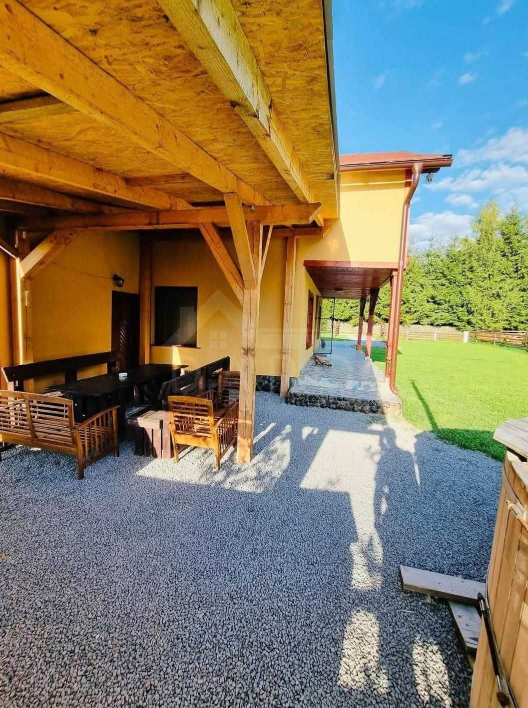 Vand sau schimb casa Campu Cetatii din caramida si lemn — fotografia 3