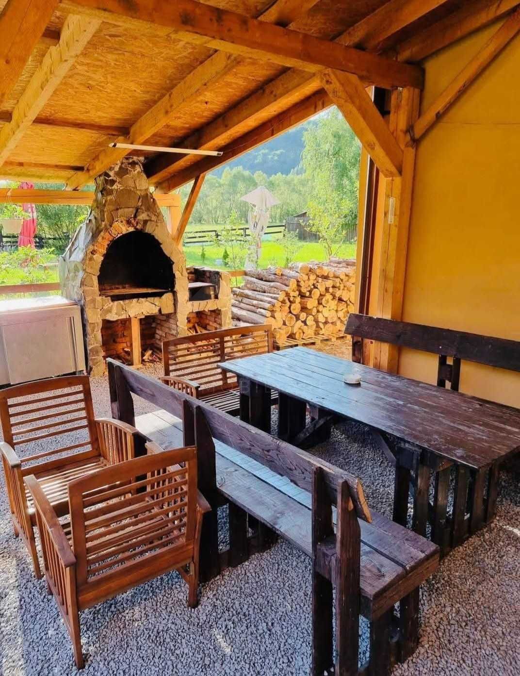 Vand sau schimb casa Campu Cetatii din caramida si lemn — fotografia 4