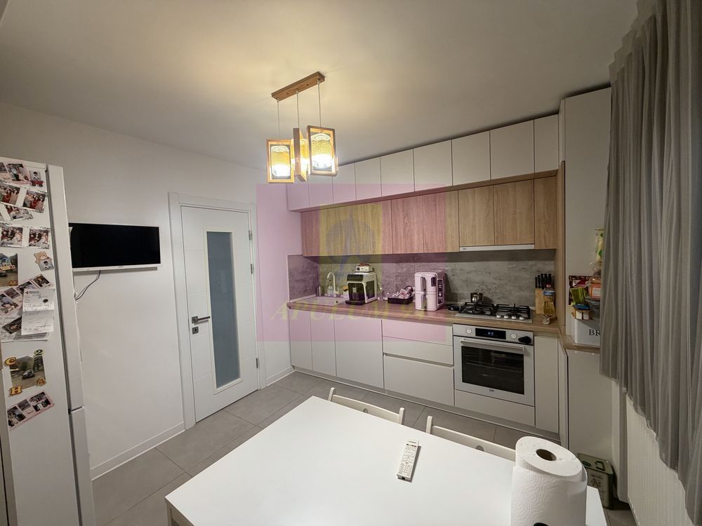 Apartament de vanzare 3 camere Mall Vitan, cu Centrala proprie — fotografia 6