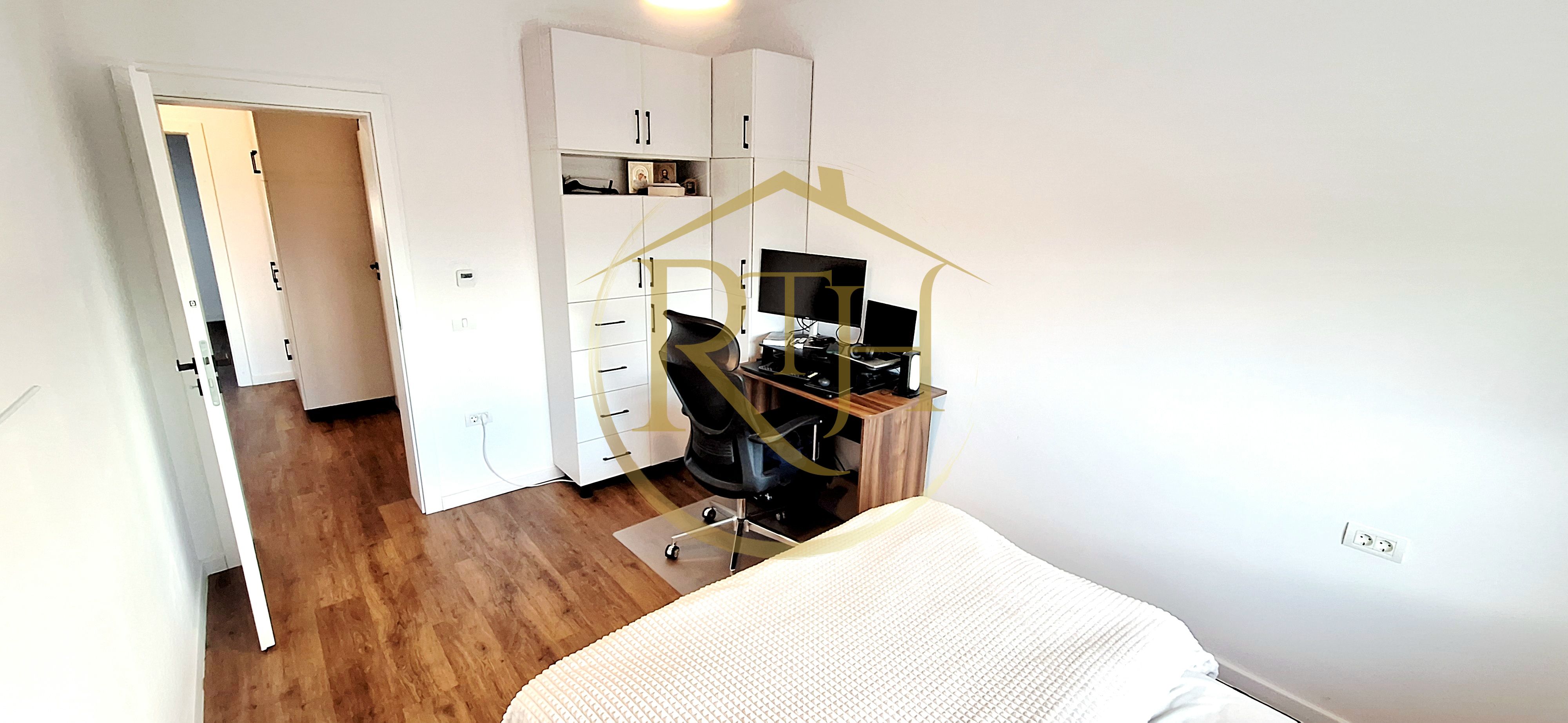 Oferim spre vanzare Casa tip Duplex, situata in Giroc in apropiere de DAF — fotografia 12