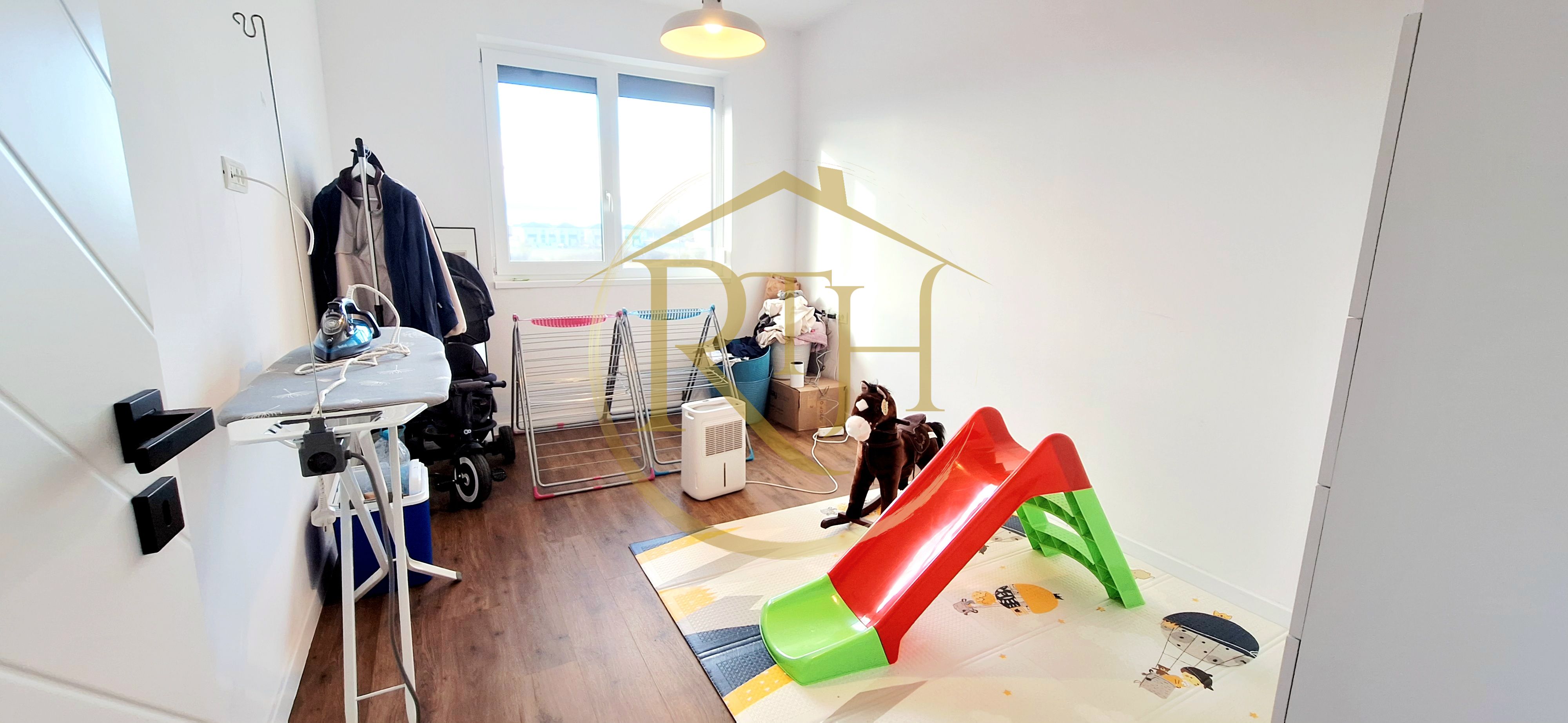 Oferim spre vanzare Casa tip Duplex, situata in Giroc in apropiere de DAF — fotografia 15