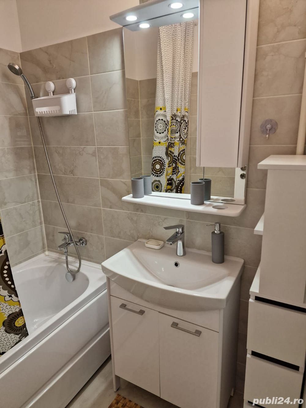 Vanzare Apartament 3 camere renovat & mobilat — fotografia 5