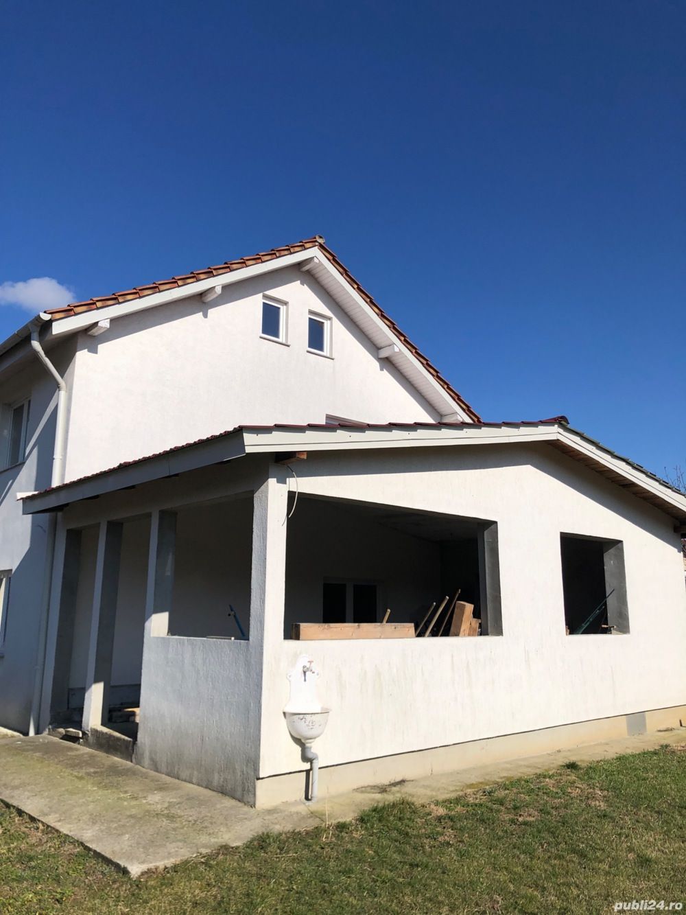 BRASADAS vinde casa în zona Micro 17 teren 9.5 ari 240mp. — fotografia 5