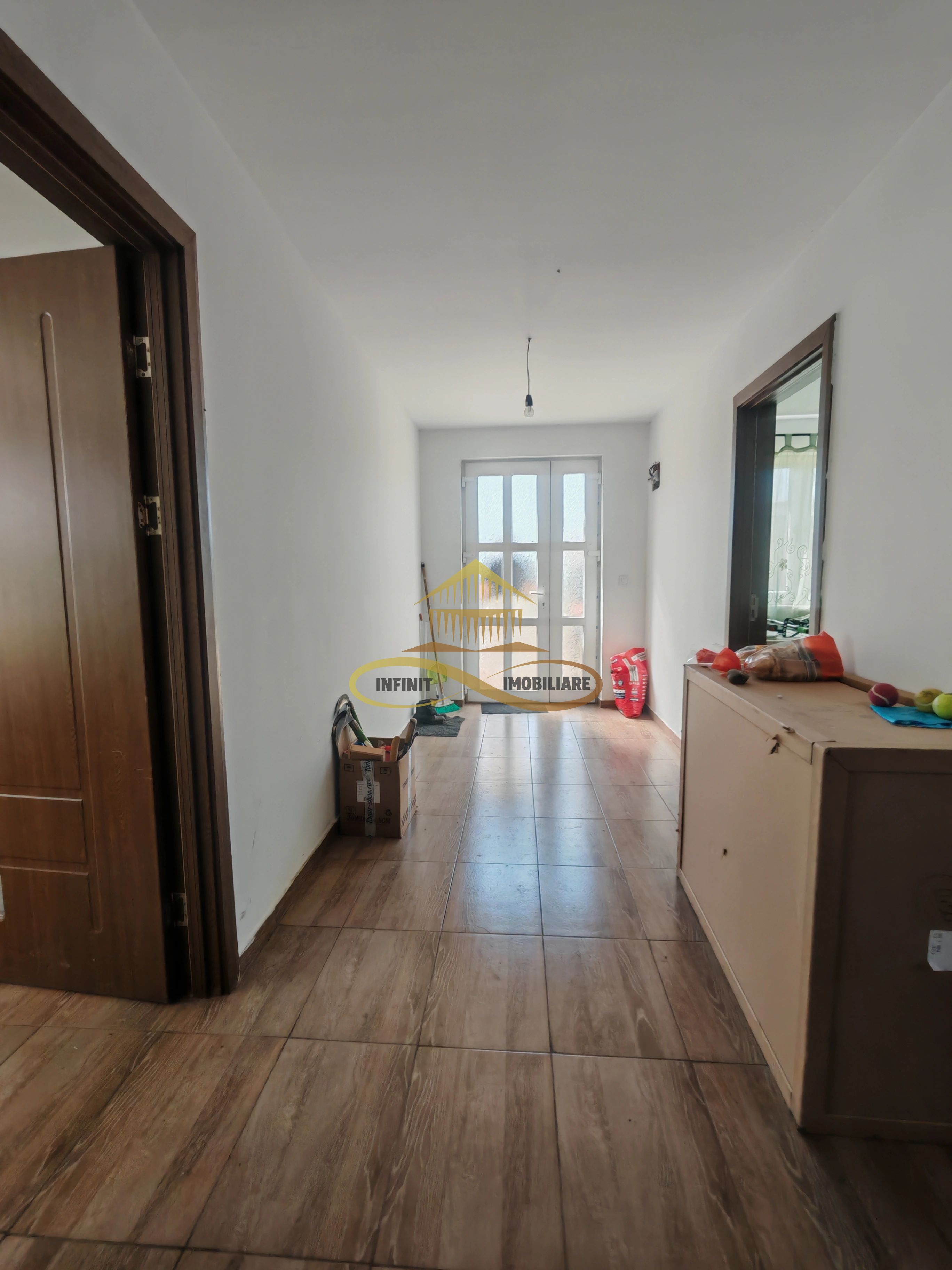 De vânzare: Casa noua si 1 ha teren la doar 30 minute de Bacău — fotografia 4