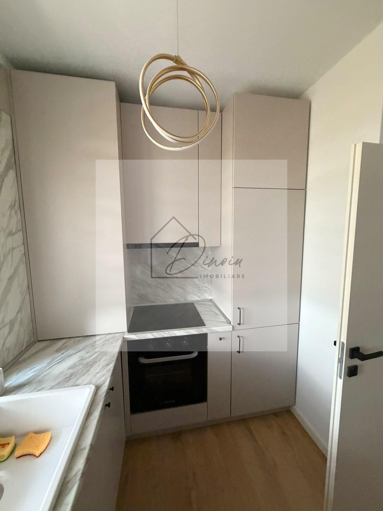 2 camere Tunari I Locatie centrala excelenta I parcare incl I COMIS 0% — fotografia 3