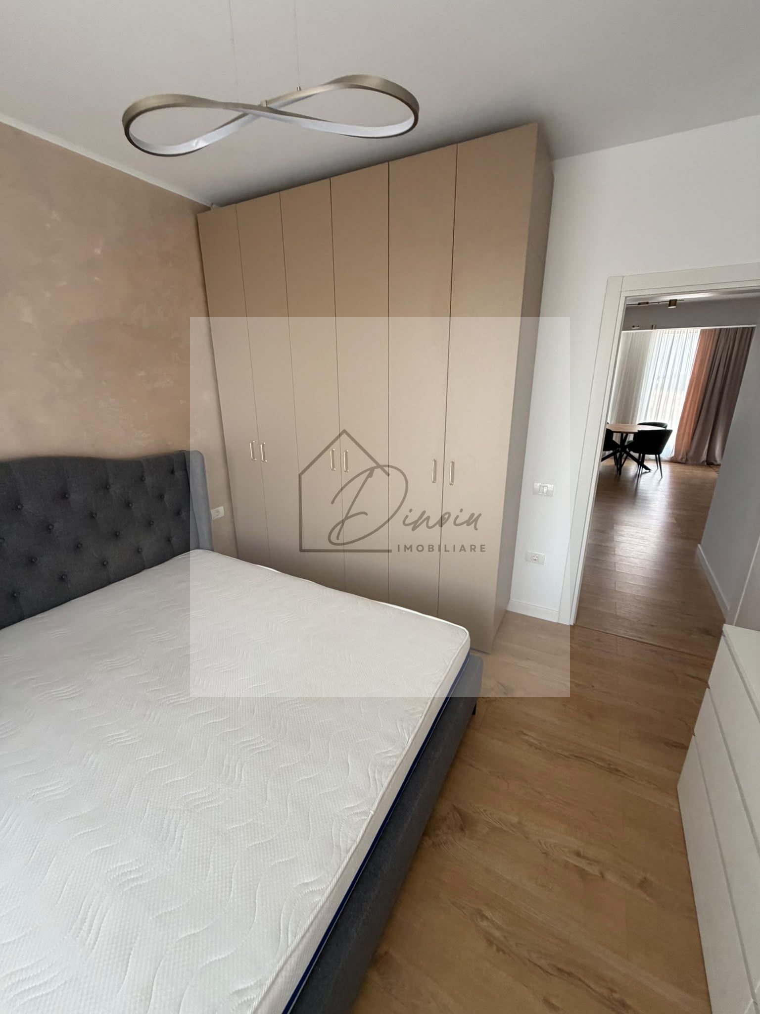 2 camere Tunari I Locatie centrala excelenta I parcare incl I COMIS 0% — fotografia 4