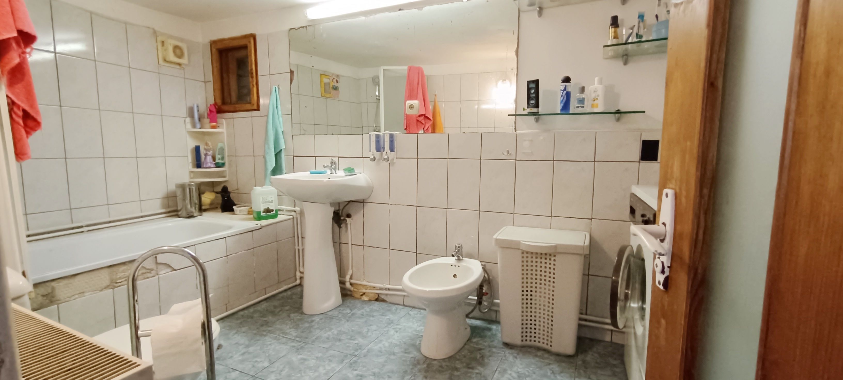 Casa si teren de 916mp in Sacele,cu front la B-dul Brasovului — fotografia 13