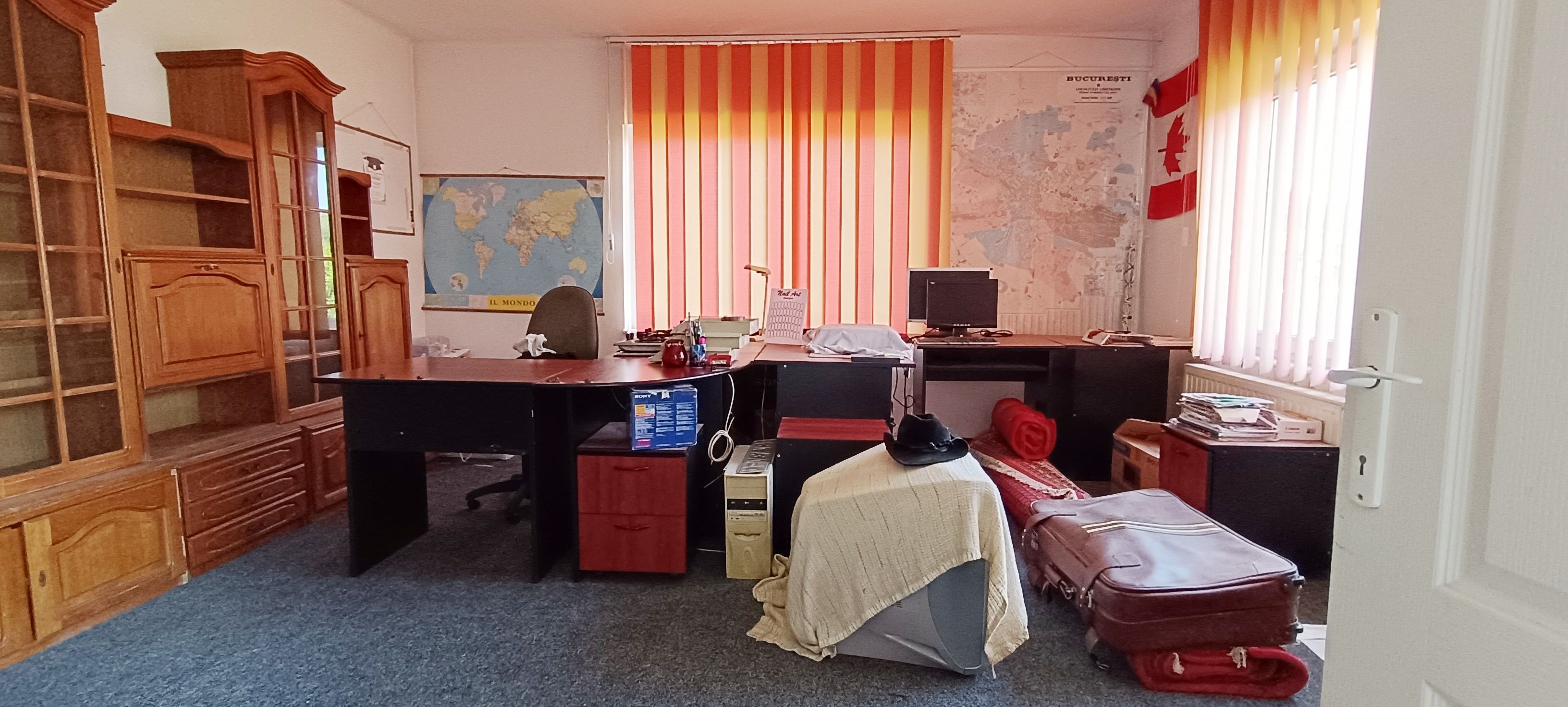Casa si teren de 916mp in Sacele,cu front la B-dul Brasovului — fotografia 4