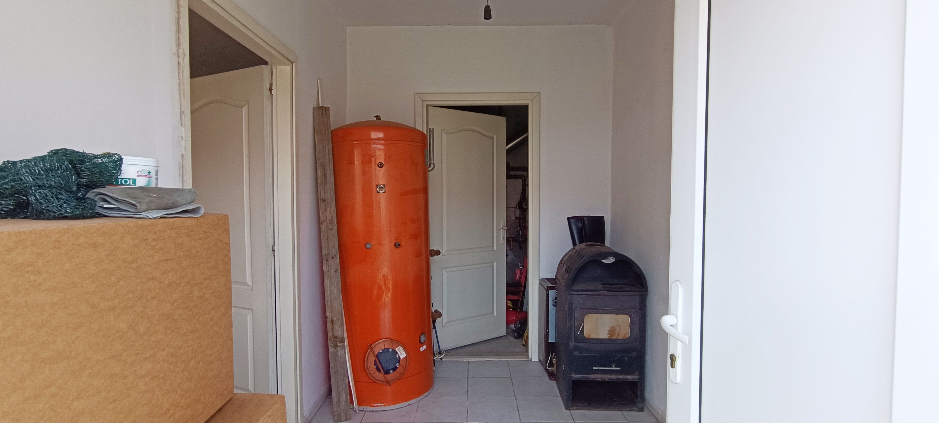 Casa si teren de 916mp in Sacele,cu front la B-dul Brasovului — fotografia 9