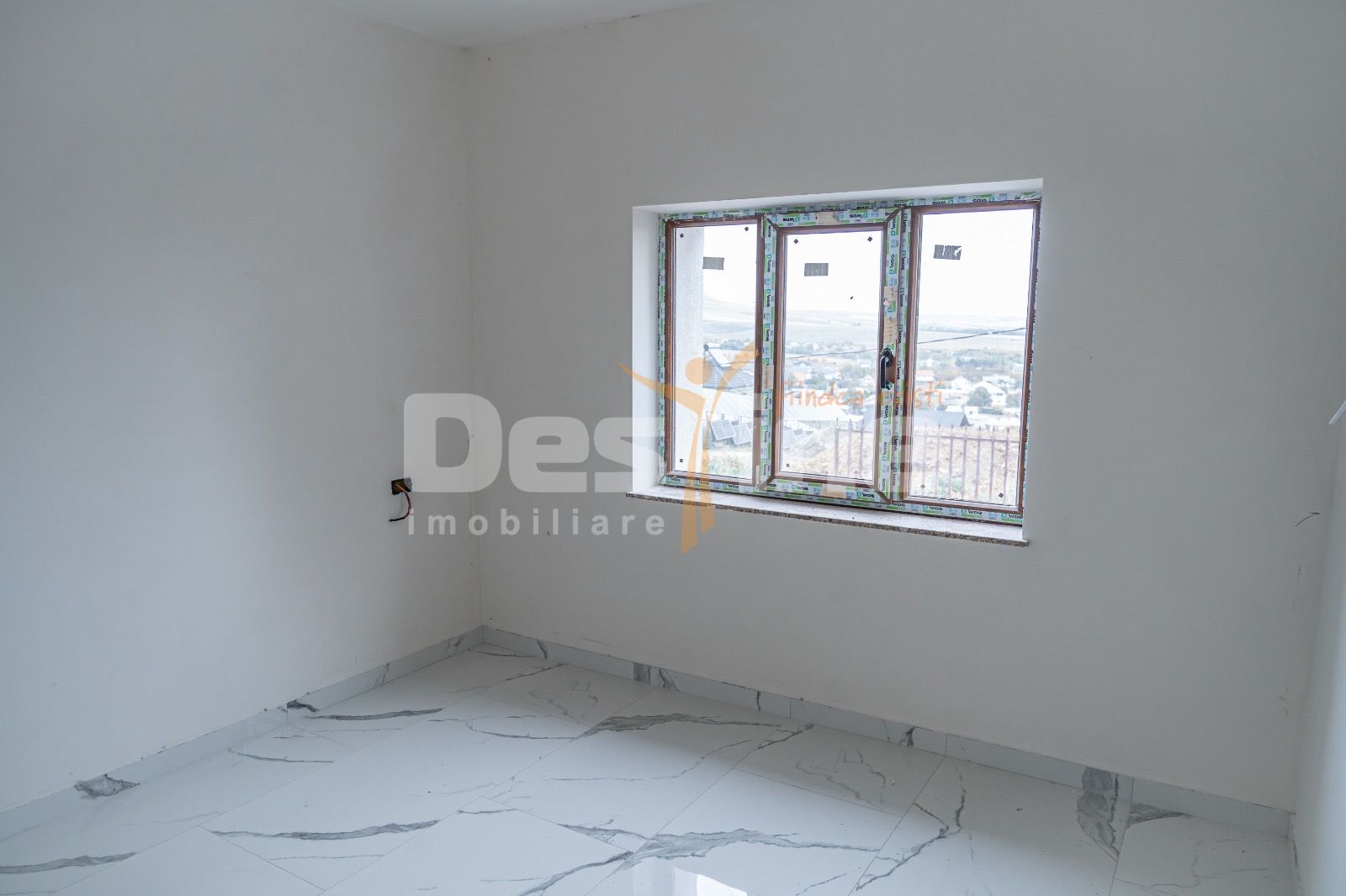 Aprtament cu doua camere in bloc nou zona Pietricica. — fotografia 3
