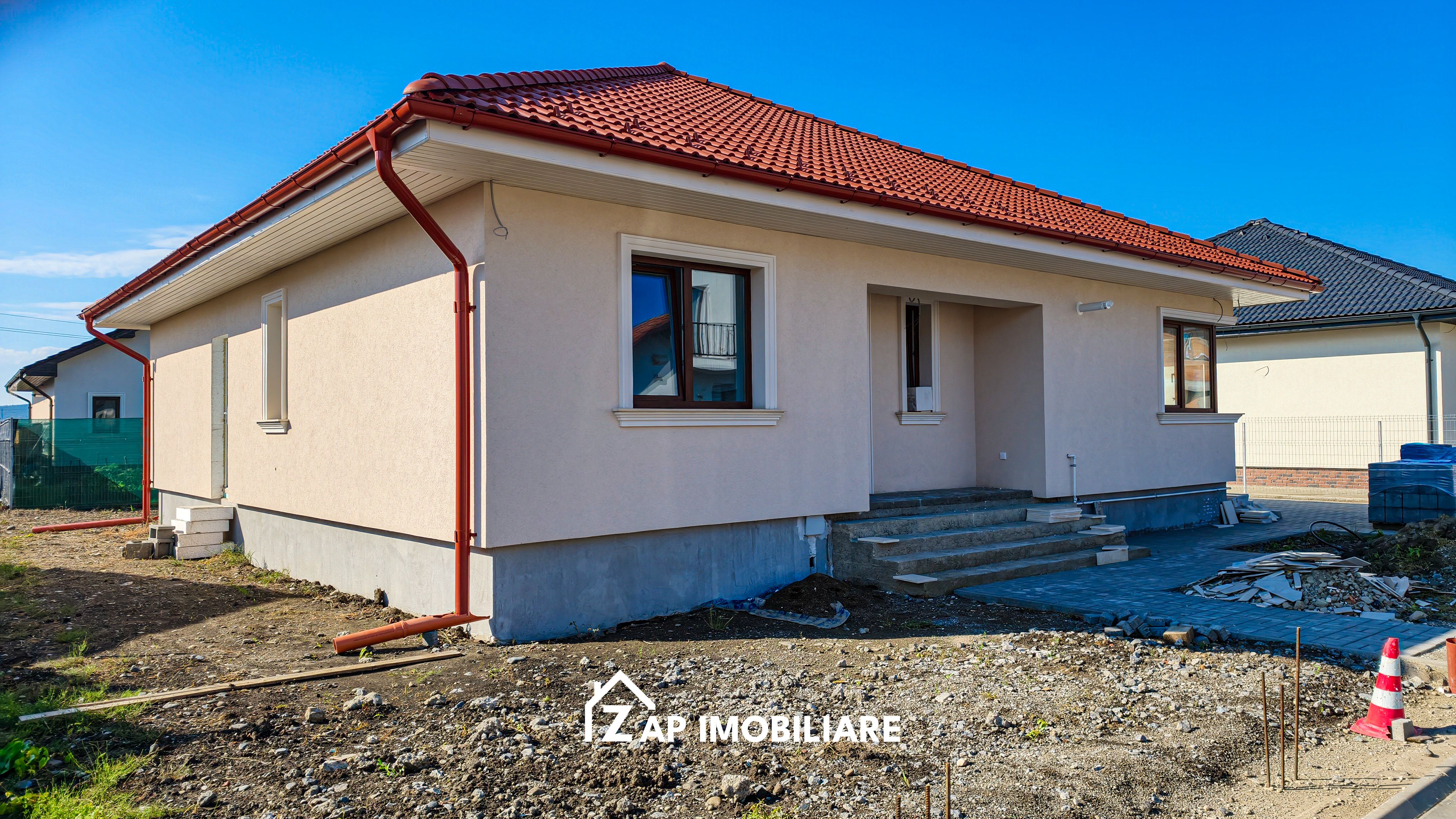 Casă modernă 1 nivel 4 camere  - 500 mp teren - gard inclus — fotografia 3