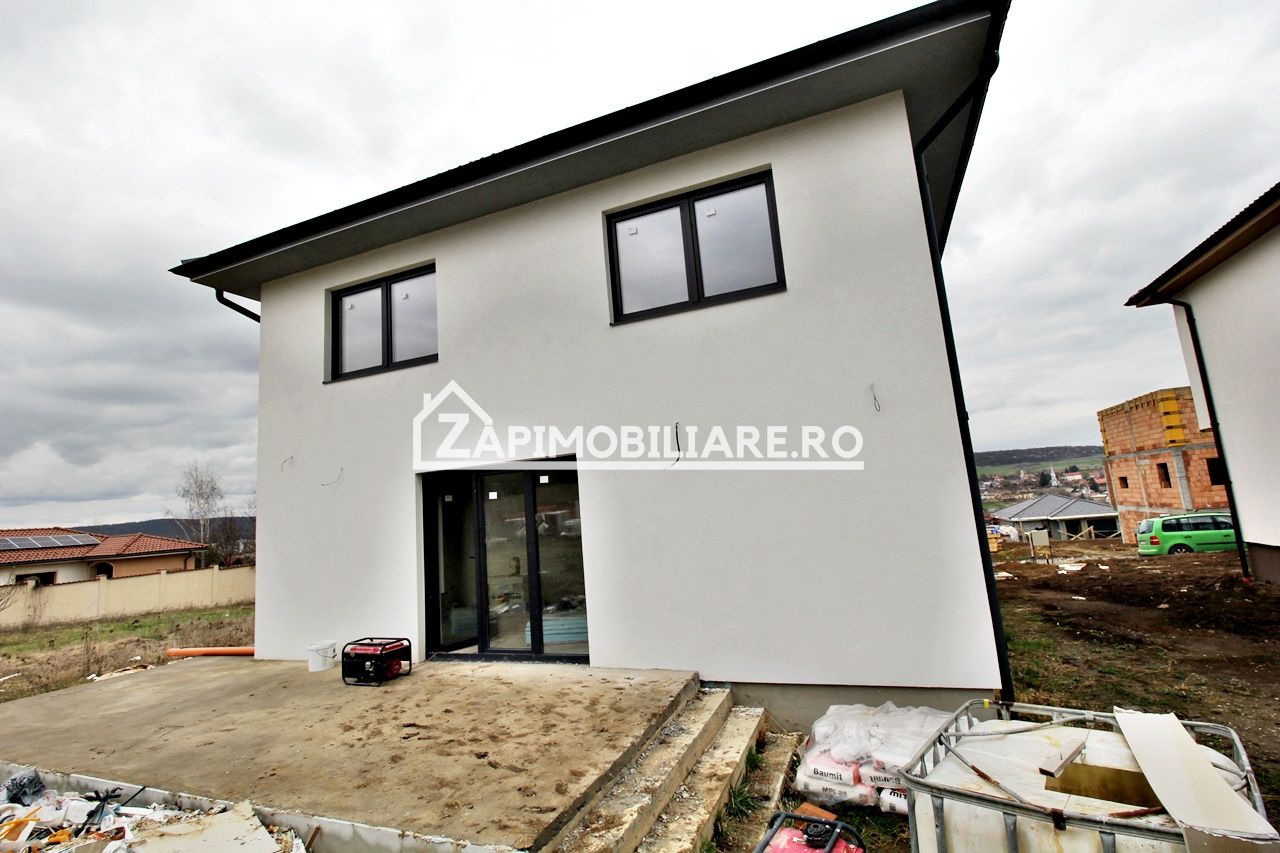 Casa 5 camere,3 băi,la cheie,138 mp,528mp teren,0% comision — fotografia 11