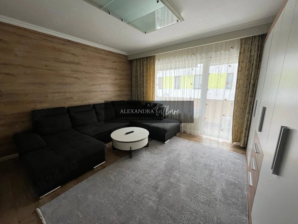 Apartament 2 camere decomandate, balcon, etaj intermediar, parcare