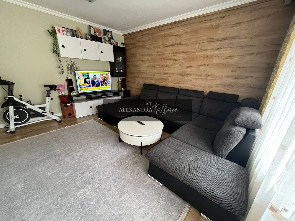 Apartament 2 camere decomandate, balcon, etaj intermediar, parcare — fotografia 7