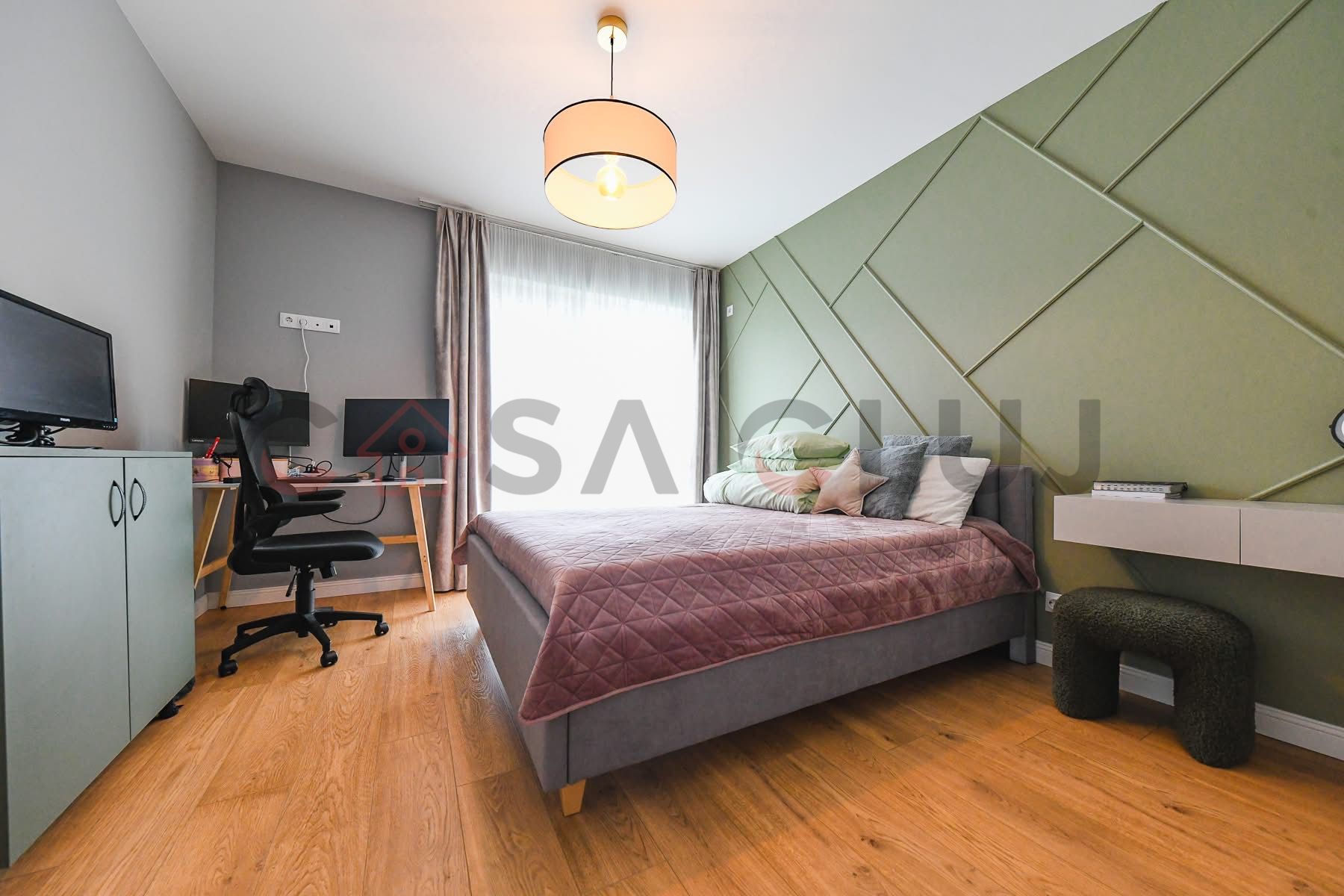 3 camere, bloc nou, etaj intermediar
