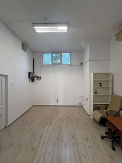 Spatiu comercial stradal Bd.Unirii - Traian - 70 mp — fotografia 6