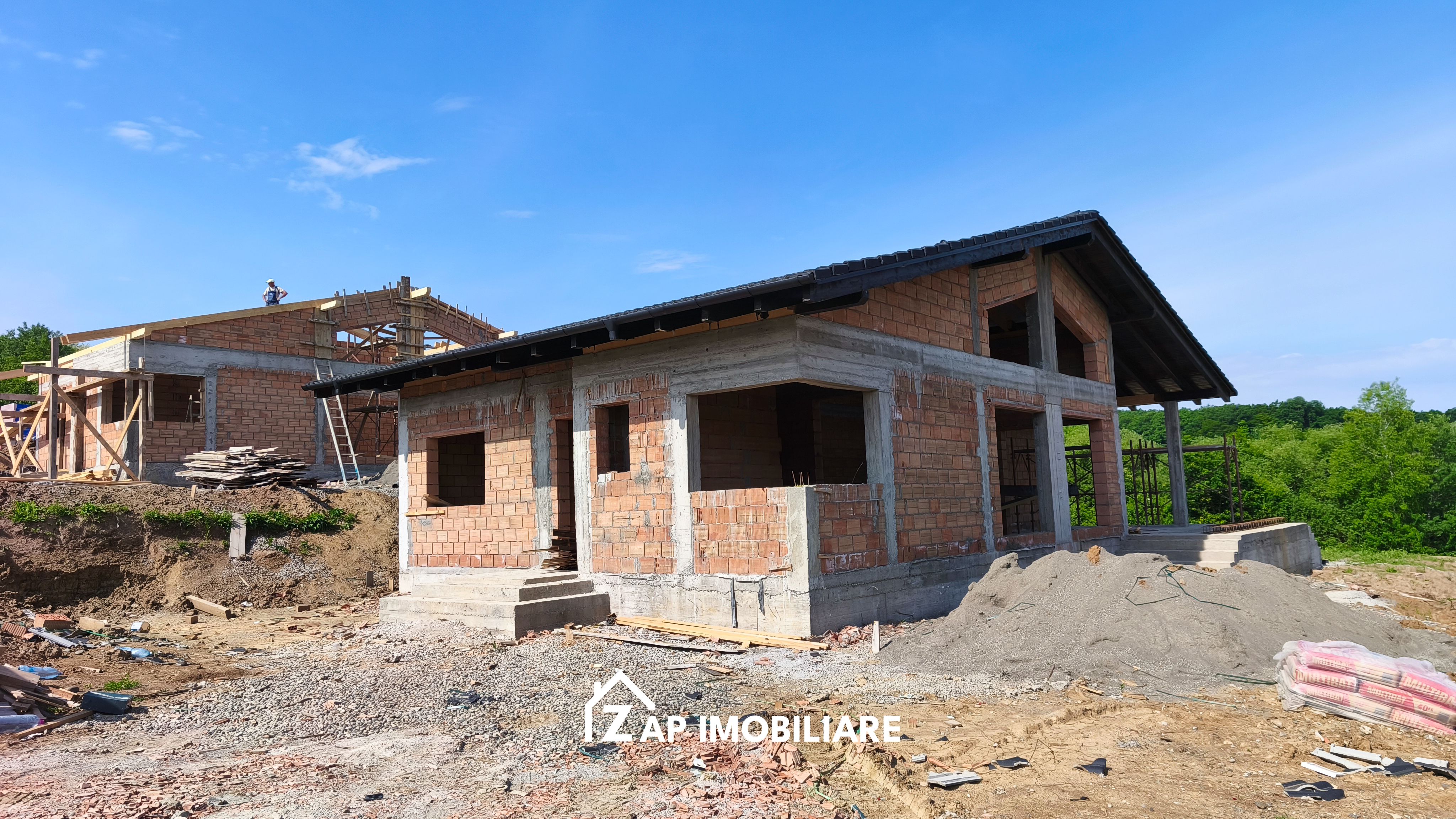 Casă Premium, 1 nivel,  4 camere, 700 mp teren, design modern, Livezeni — fotografia 2