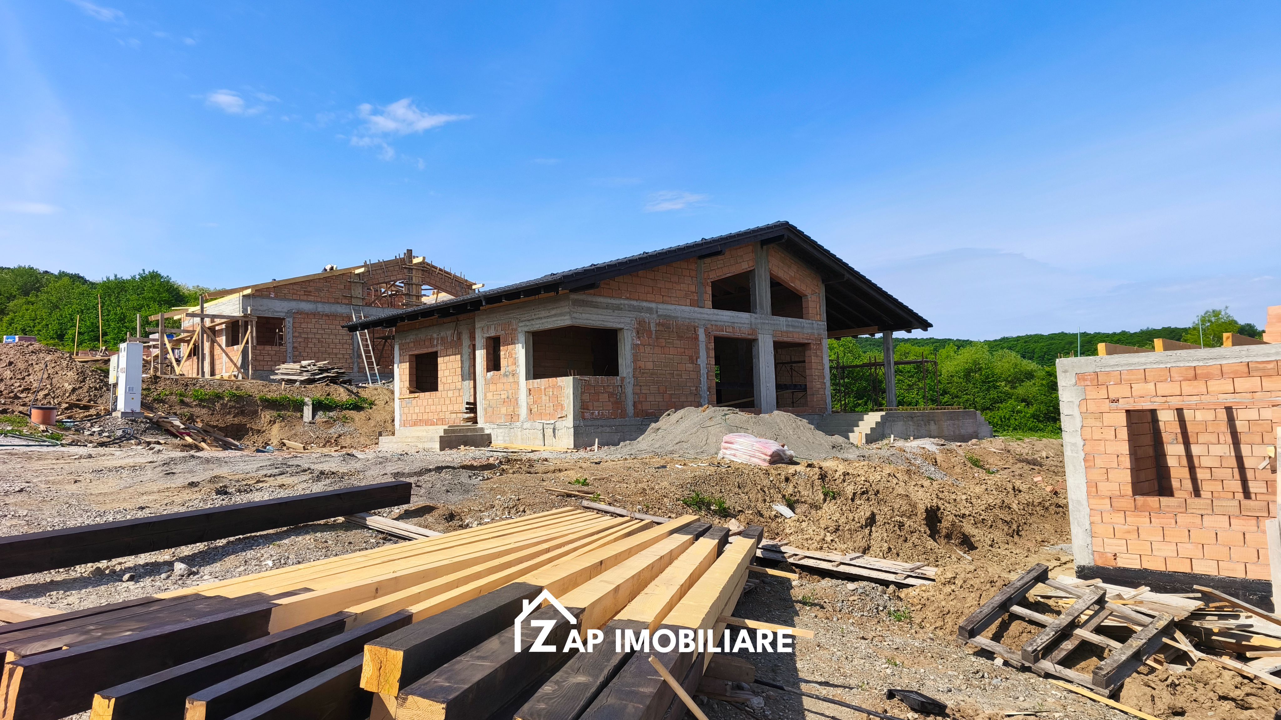 Casă Premium, 1 nivel,  4 camere, 700 mp teren, design modern, Livezeni — fotografia 3