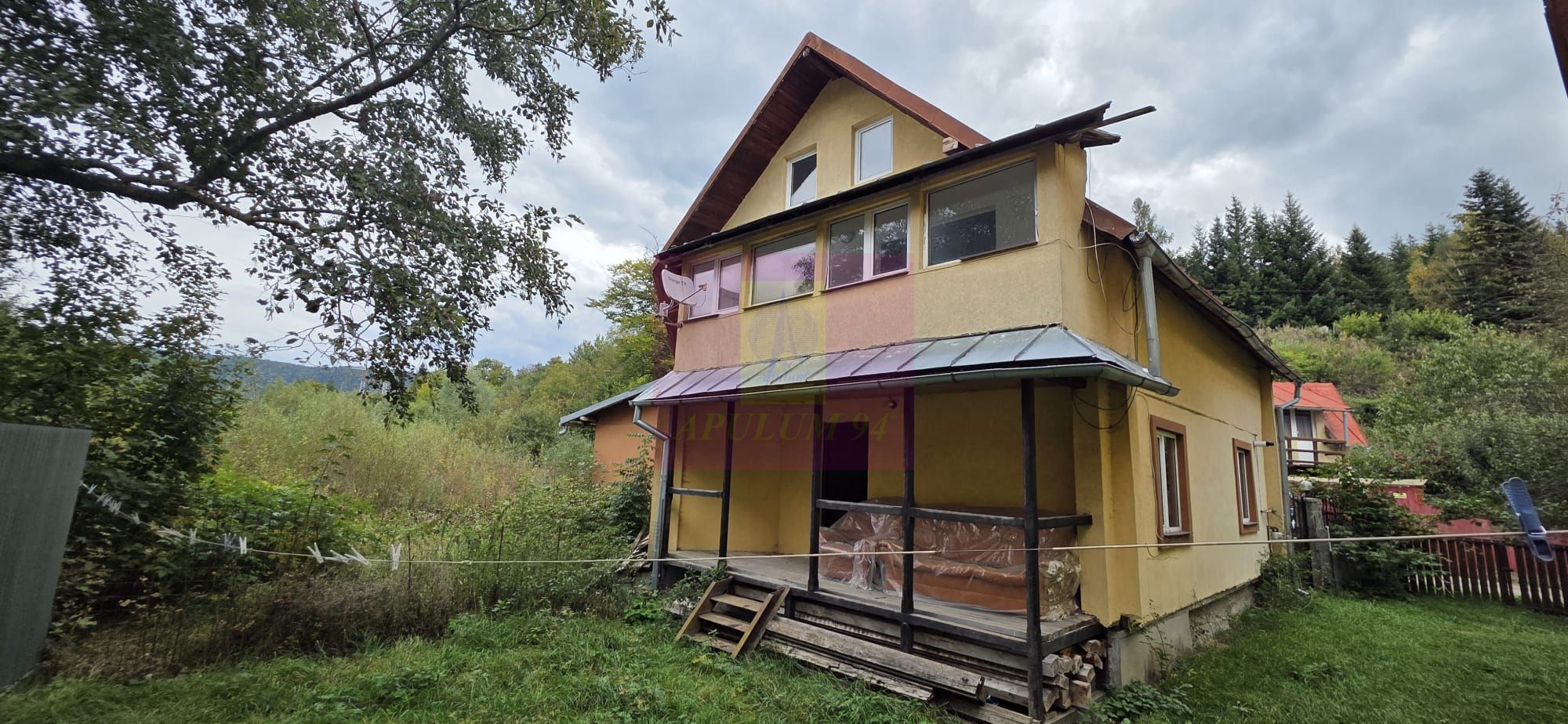 Cabana de vânzare în Bușteni – vedere spre Caraiman și 650 mp de teren — fotografia 3