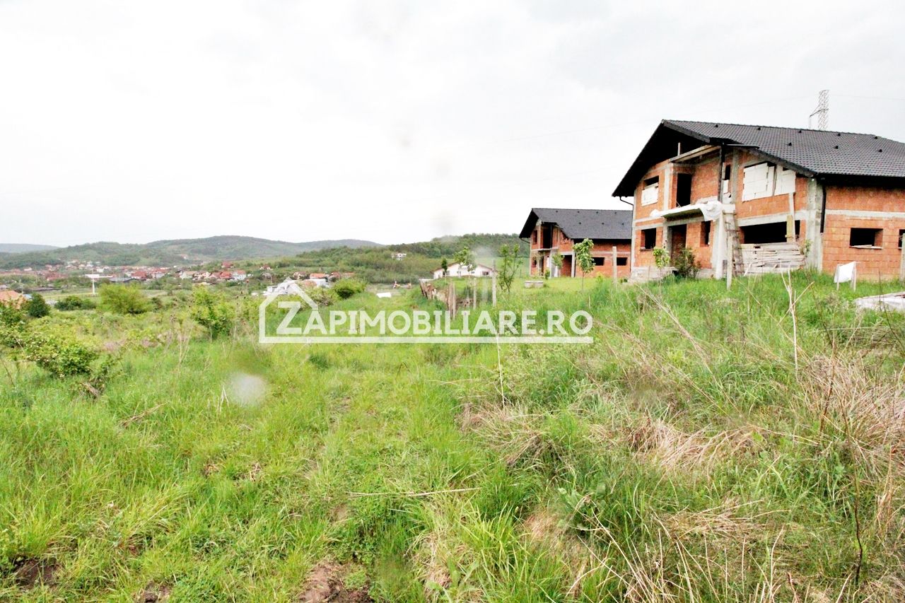 10 parcele teren intravilan intre 450 mp, și 617 mp  Corunca — fotografia 3