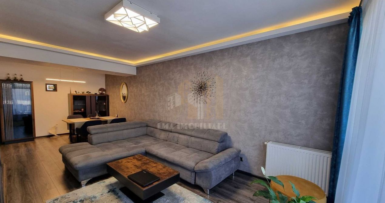 Apartament 2 camere decomandat Isaran Tractorul Brasov