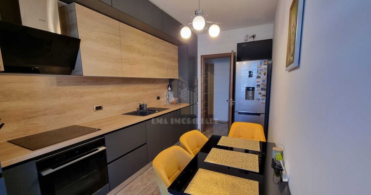 Apartament 2 camere decomandat Isaran Tractorul Brasov — fotografia 4