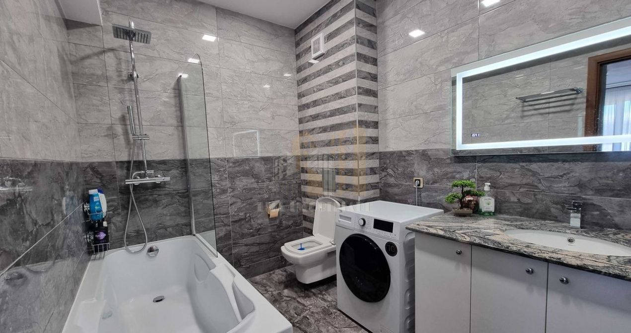Apartament 2 camere decomandat Isaran Tractorul Brasov — fotografia 8