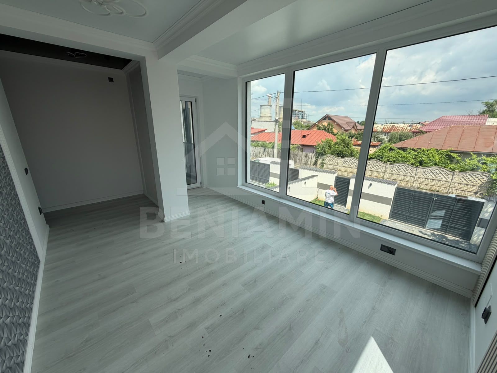 Casa 3 dormitoare-3 bai-Bariera Valcii-Moderna-toate utilitatile — fotografia 4
