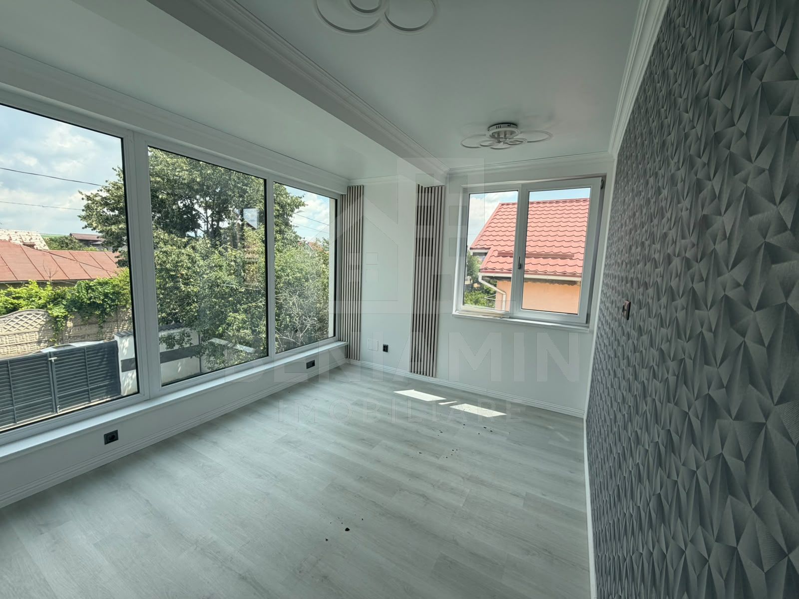 Casa 3 dormitoare-3 bai-Bariera Valcii-Moderna-toate utilitatile — fotografia 7