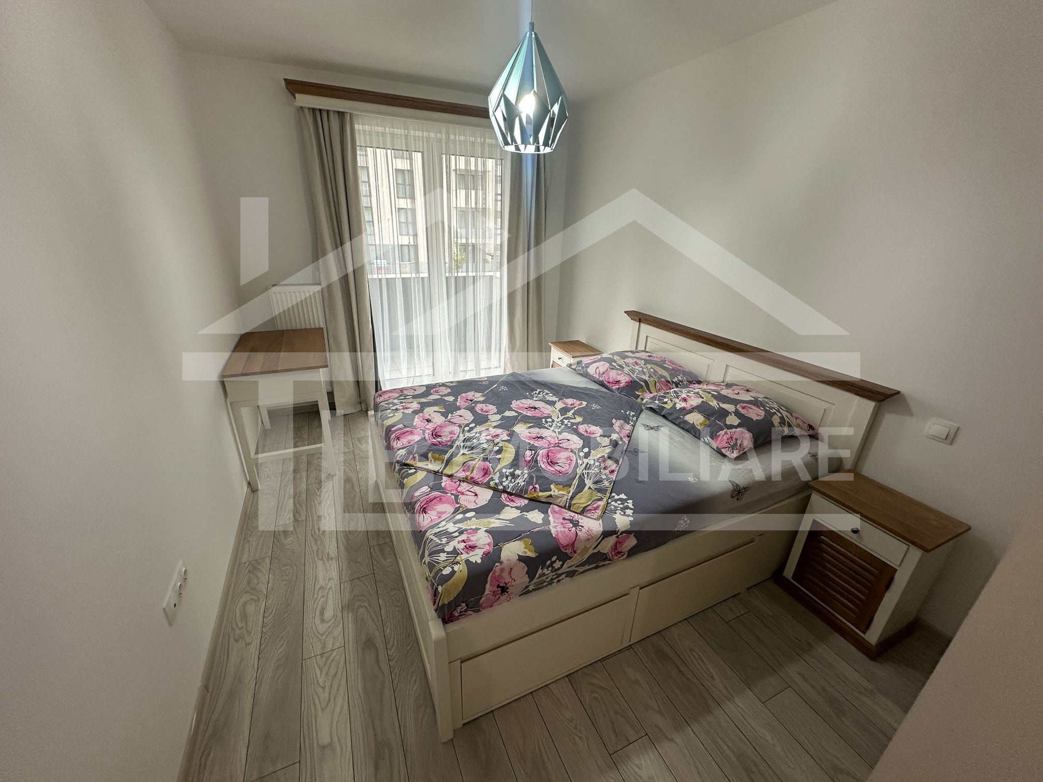Apartament de 3 camere, 80mp, parcare, Zona Maurer Residence — fotografia 3