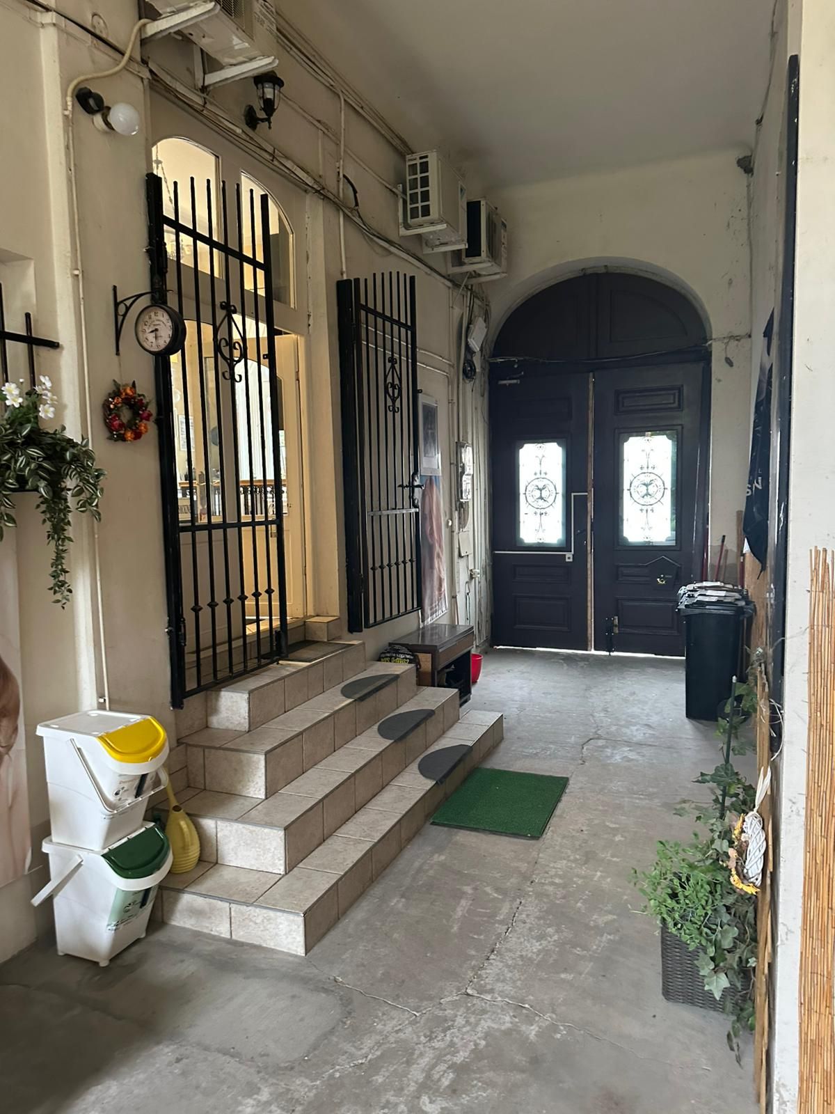 Spatiu comercial situat ultracentral, Pret 310.000 eur neg.comision 0% — fotografia 2