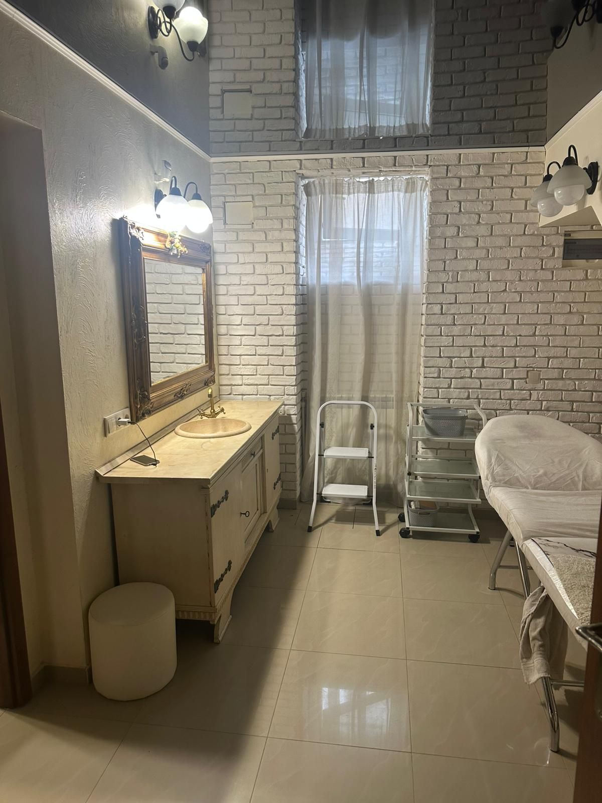 Spatiu comercial situat ultracentral, Pret 310.000 eur neg.comision 0% — fotografia 9