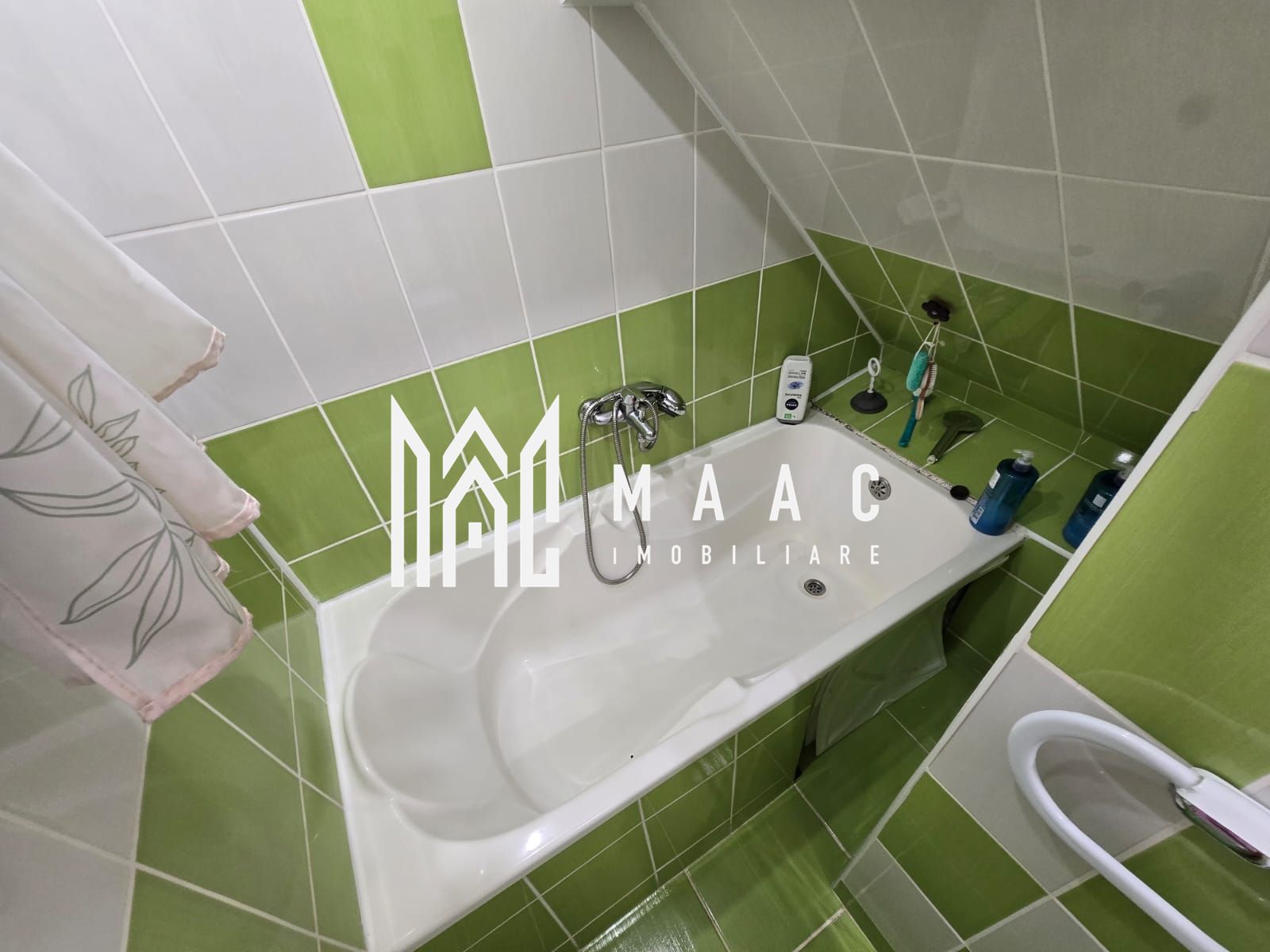 Apartament spatios la cheie 43 mpu Viile Sibiului — fotografia 6