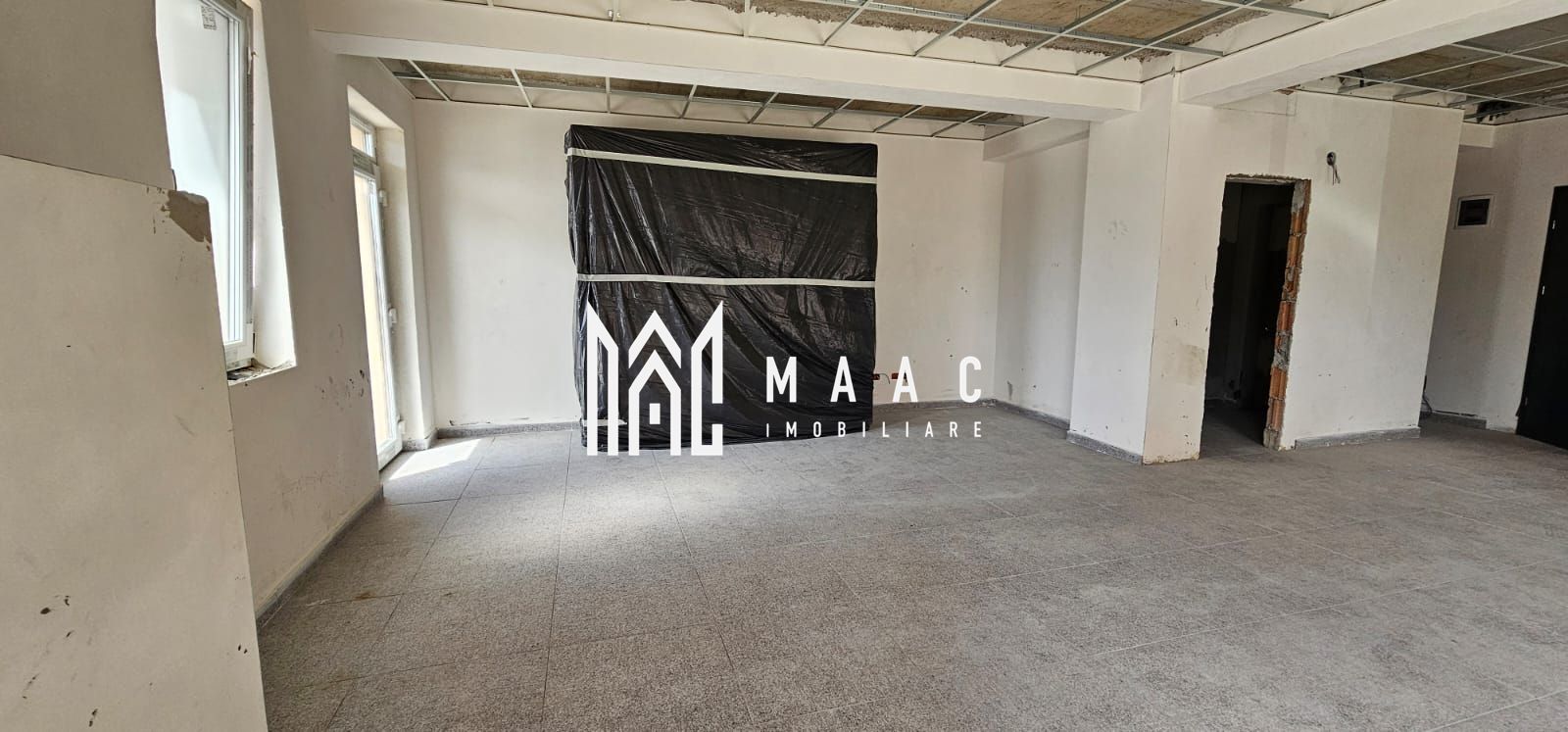 Spatiu Comercial | 54 Mp | Zona Calea Surii mici — fotografia 4