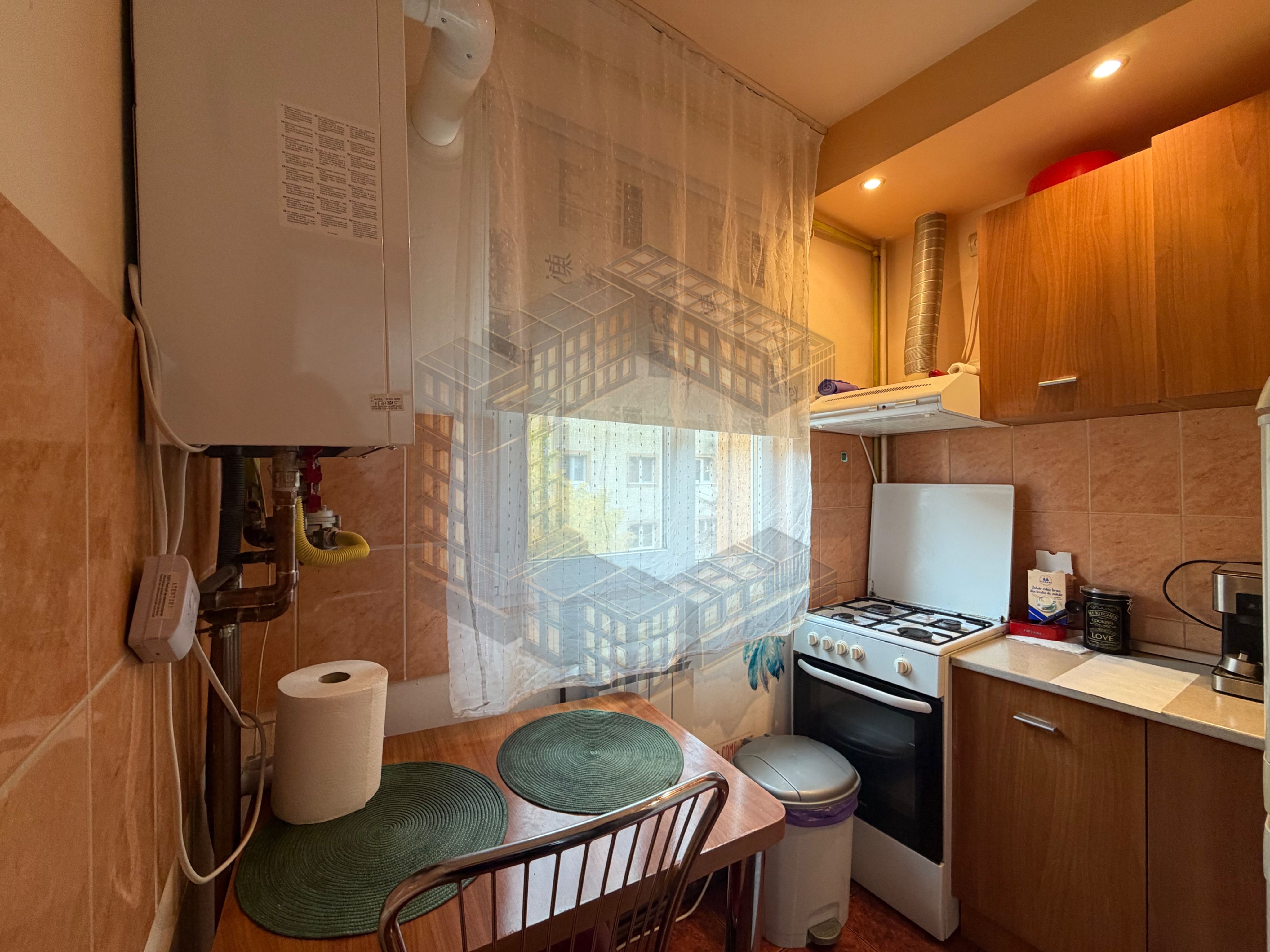 Apartament cu o camera, renovat, etaj intermediar, centrala, Girocului — fotografia 5