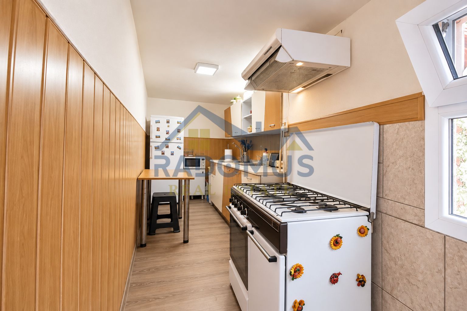 Casă Str. Grăniceri - 134 mp Utili -  Centrală Gaz - 5 camere — fotografia 13