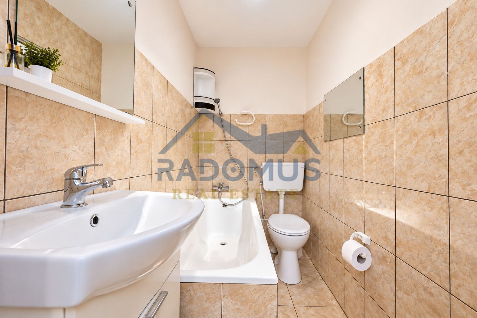 Casă Str. Grăniceri - 134 mp Utili -  Centrală Gaz - 5 camere — fotografia 16