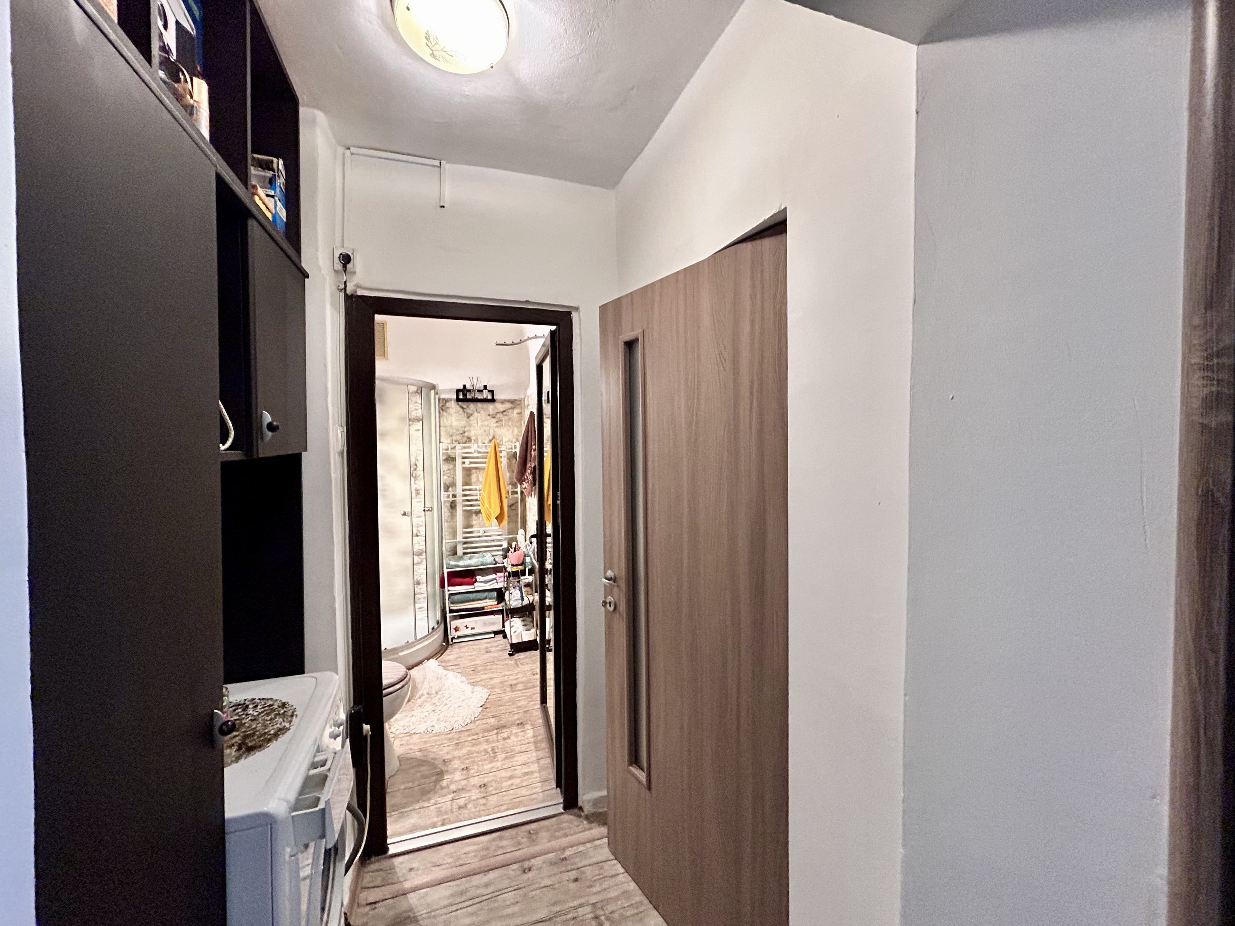 Apartament 2 camere, parter, centrala proprie, renovat, Cina, Ploiesti — fotografia 7