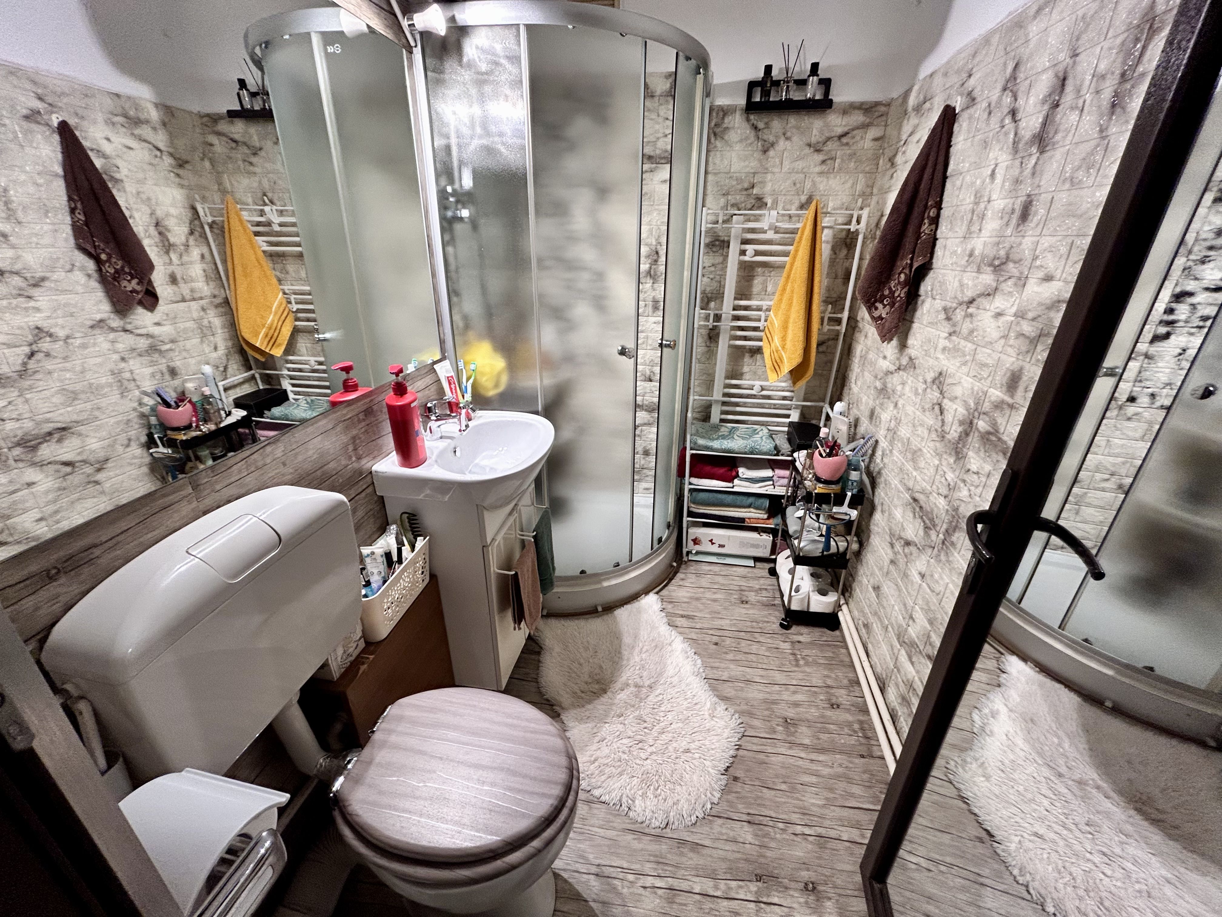 Apartament 2 camere, parter, centrala proprie, renovat, Cina, Ploiesti — fotografia 9