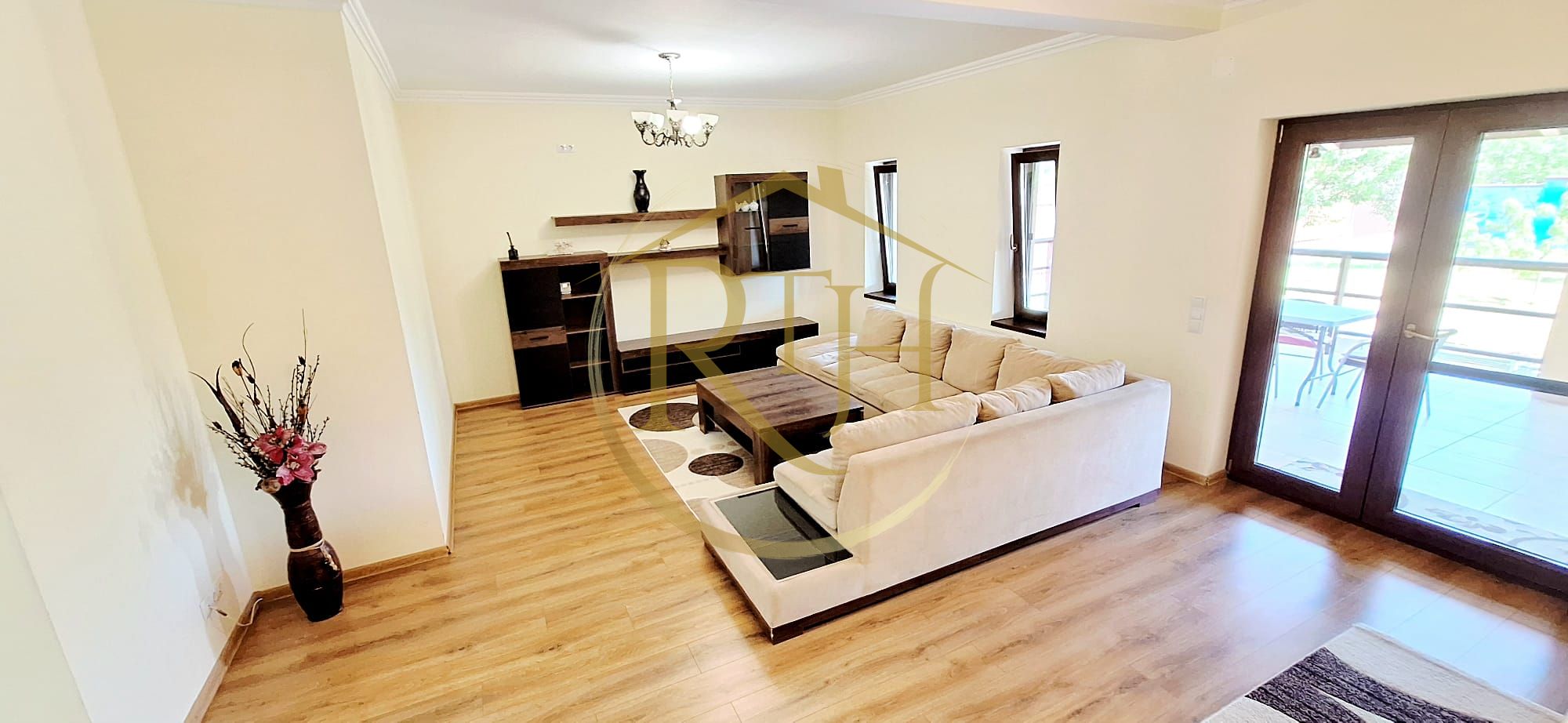 Oferim spre inchiriere, Casa-Duplex cu 4 camere in Dumbravita aproape de Lidl — fotografia 3