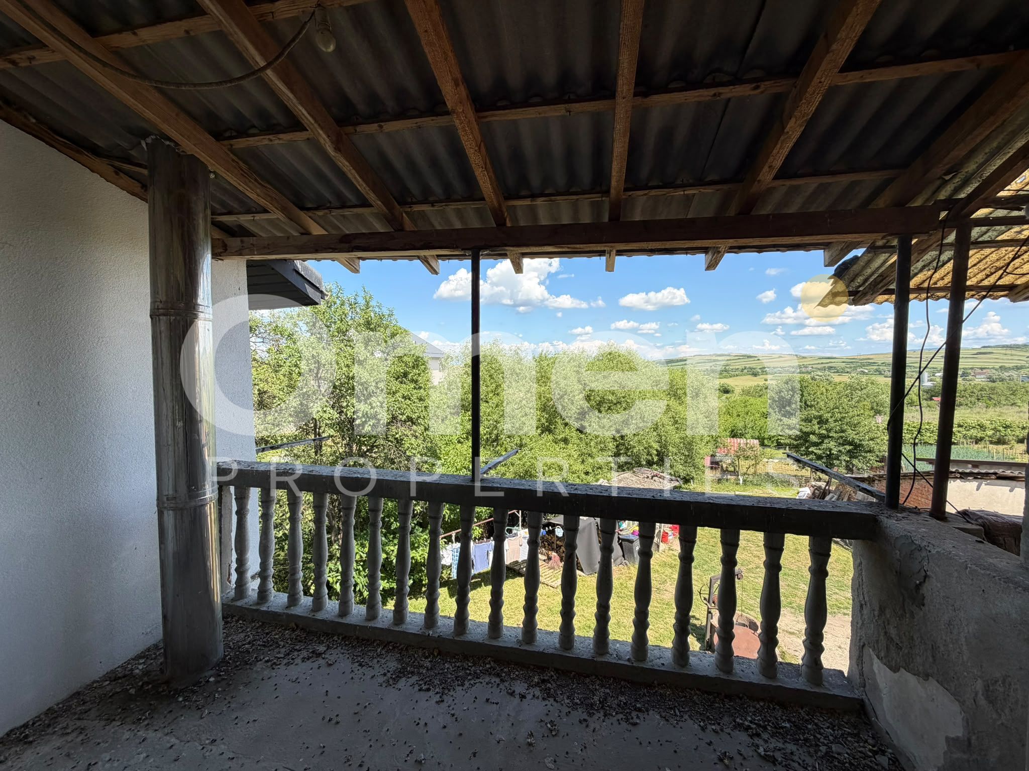 Apartament cu 3 camere | pe 2 niveluri | cu garaj | zona centrala | sat Arinis — fotografia 13