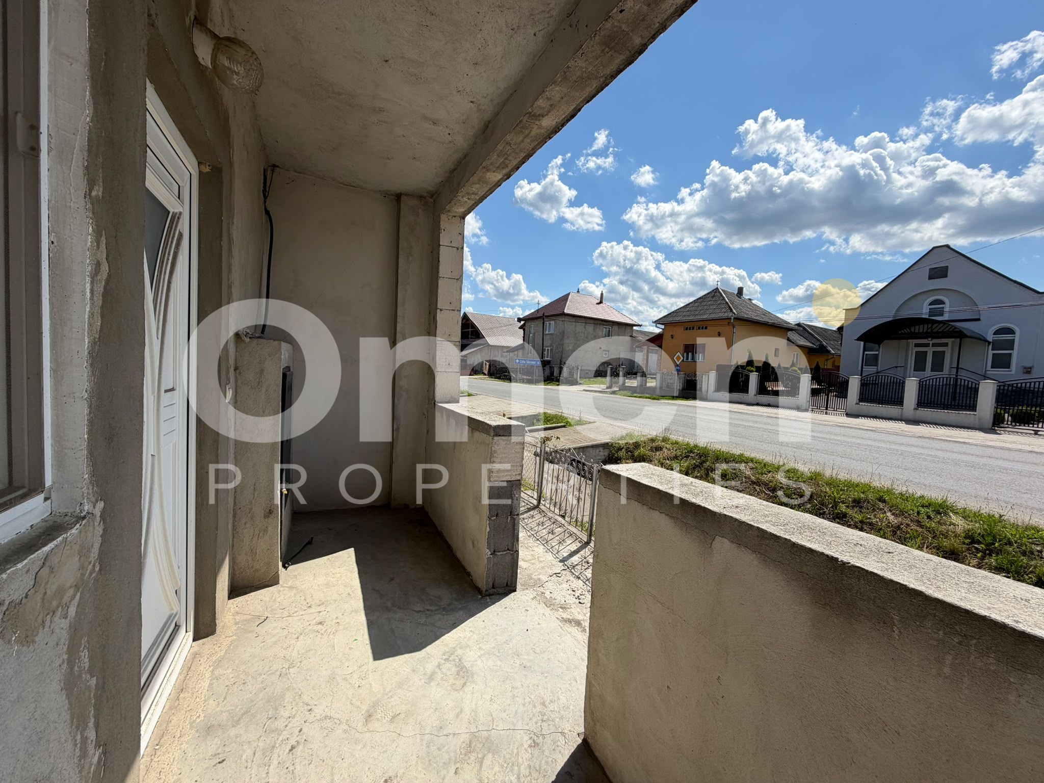 Apartament cu 3 camere | pe 2 niveluri | cu garaj | zona centrala | sat Arinis — fotografia 15