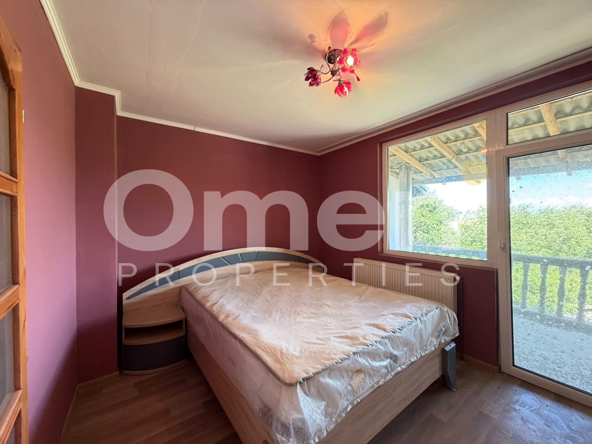 Apartament cu 3 camere | pe 2 niveluri | cu garaj | zona centrala | sat Arinis — fotografia 5