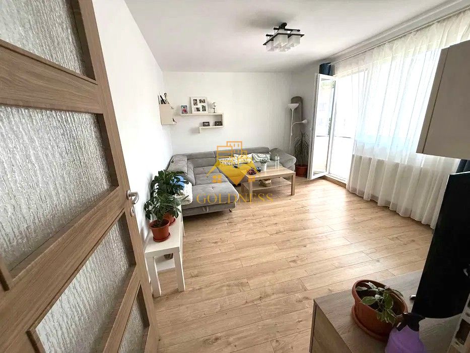 4 camere decomandate, Manastur, Padurea Faget, La Terenuri, Parang — fotografia 2