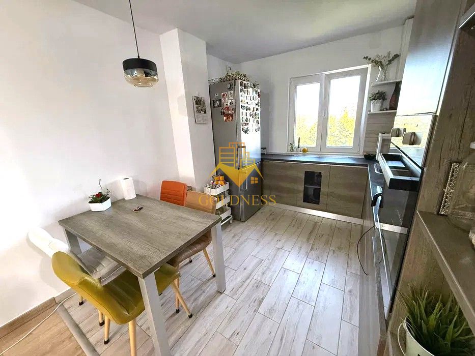 4 camere decomandate, Manastur, Padurea Faget, La Terenuri, Parang — fotografia 6