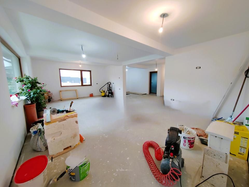 BÂRNOVA - Casă individuală P+POD, 156 mp + 1000 mp teren — fotografia 15
