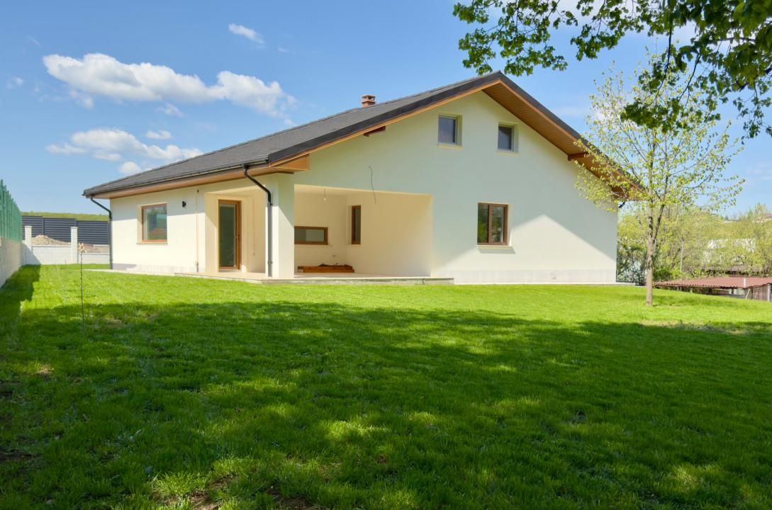 BÂRNOVA - Casă individuală P+POD, 156 mp + 1000 mp teren — fotografia 5