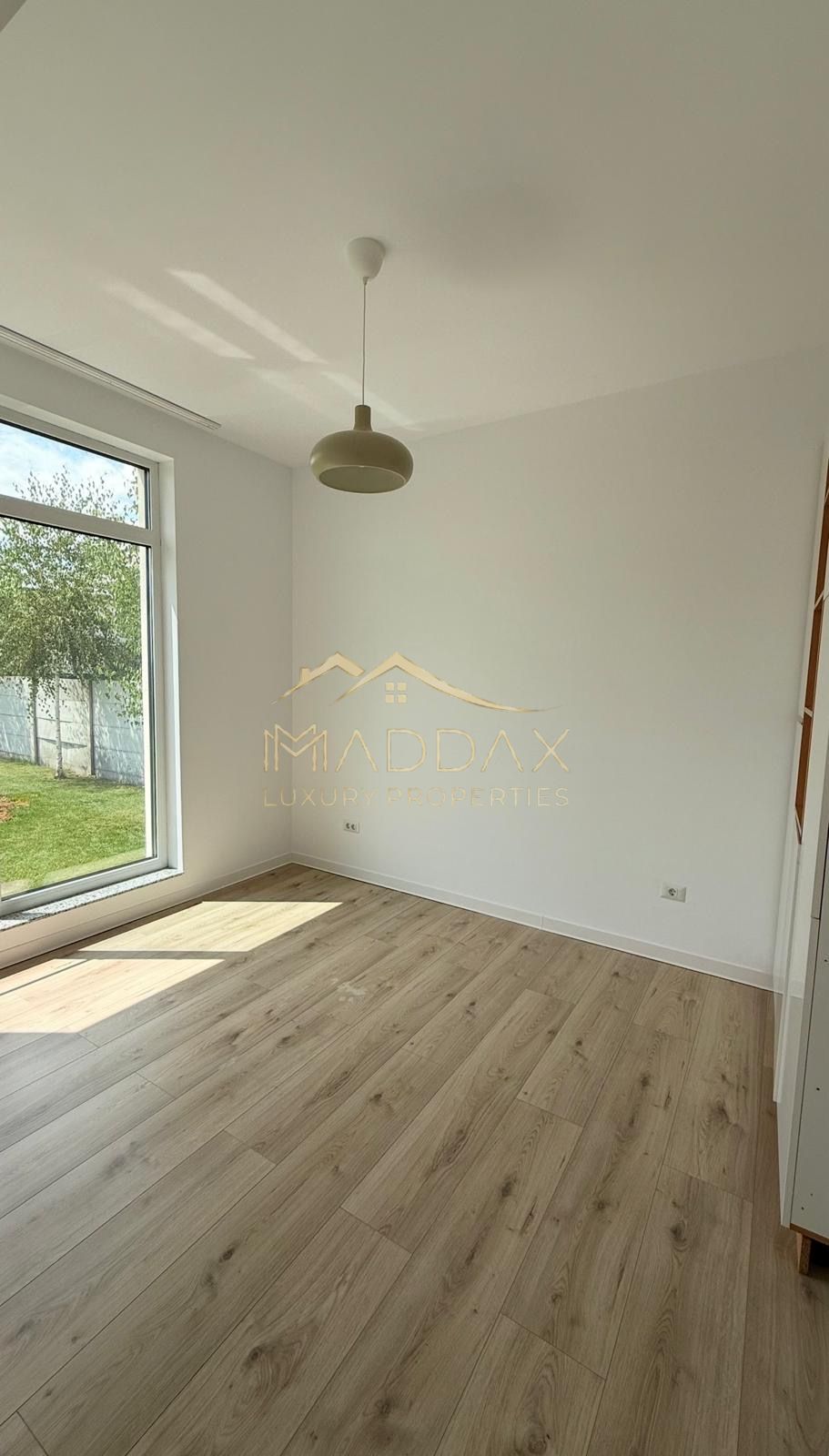 ***CASA MODERNA 4 camere ***LUX***Gradina 450 mp//Ostratu//CORBEANCA — fotografia 11